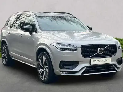 Usado Volvo XC90 Plus 235 HP (172 kW) 2023 SUV