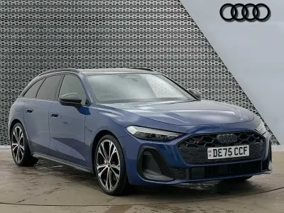 Used Audi S5 Performance 367 HP (269 kW) 2025 Blue Estate