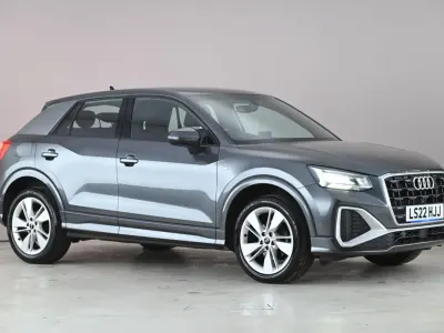 Begagnad Audi Q2 S-Line 150 HK (110 kW) 2022 Grå SUV