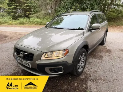 Used Volvo XC70 SE 215 HP (158 kW) 2011 Gold Estate