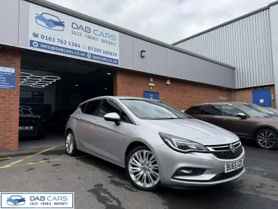 Used Vauxhall Astra Elite 136 HP (100 kW) 2015 Silver Hatchback