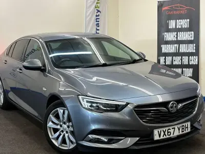 Second-hand Vauxhall Insignia Elite 136 CP (100 kW) 2017 Gri Hatchback