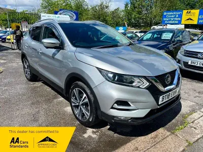 Used Nissan Qashqai N-Connecta 2018 Silver SUV