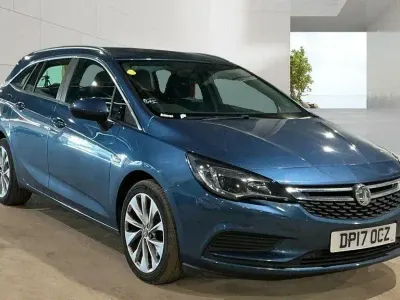 Used Vauxhall Astra S 136 HP (100 kW) 2017 Blue Estate