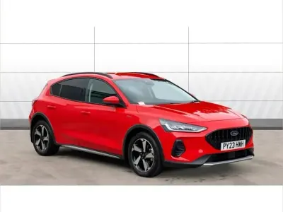 Used Ford Focus Active 120 HP (88 kW) 2023 Red Hatchback