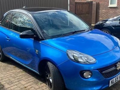 Second-hand Vauxhall Adam 69 CP (50 kW) 2019 Albastru Hatchback