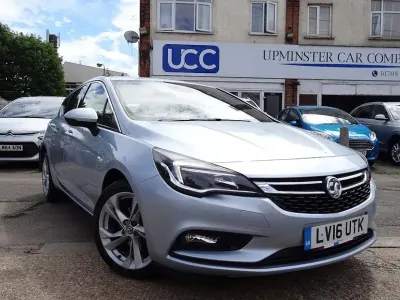 Used Vauxhall Astra SRi 150 HP (110 kW) 2016 Silver Hatchback