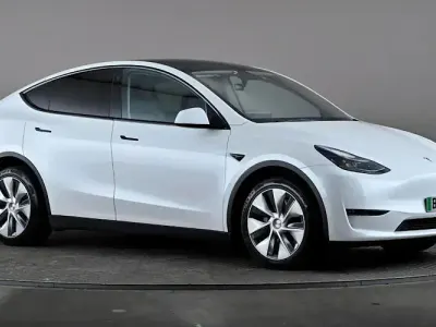 Used Tesla Model Y Long Range AWD 286 kW (389 HP) 2025 SUV