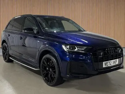 Used Audi Q7 Comfort 286 HP (210 kW) 2023 Blue SUV