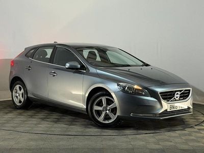 Usado Volvo V40 2016 Cinzento Citadino