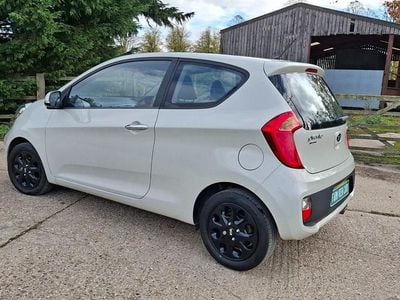 Used Kia Picanto 2011 Beige Hatchback