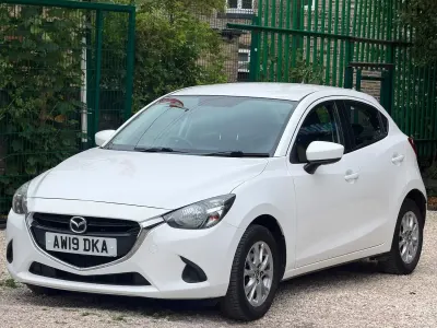 Used Mazda 2 2019 White Hatchback