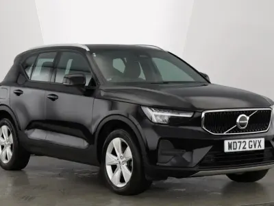 Usado Volvo XC40 Core 163 HP (119 kW) 2023 Preto SUV