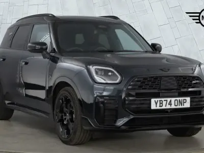 Używany Mini Countryman 168 KM (123 kW) 2025 Szary SUV