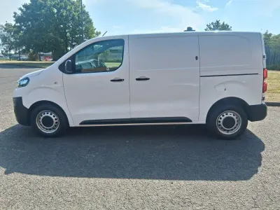 Used Vauxhall Vivaro Edition 100 HP (73 kW) 2019 White MPV