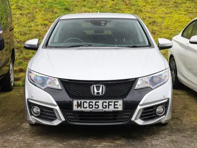 Used Honda Civic SE Plus 120 HP (88 kW) 2016 Silver Hatchback