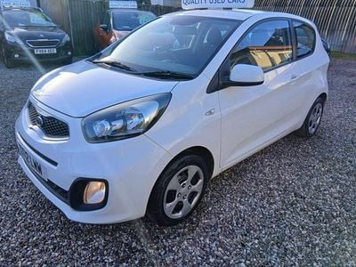 Used Kia Picanto 68 HP (50 kW) 2012 White Hatchback