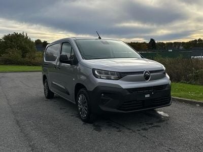 New Citroën Berlingo 130 HP (95 kW) 2025 Artense grey MPV