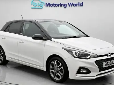Used Hyundai i20 84 HP (61 kW) 2020 White Hatchback