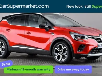 Usado Renault Captur Techno 91 HP (66 kW) 2023 Vermelho SUV