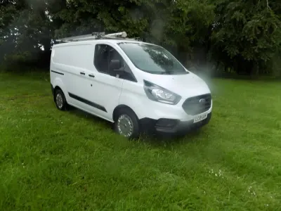 Used Ford Transit Custom 105 HP (77 kW) 2018 White Van