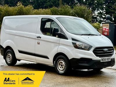 Used Ford Transit Custom 105 HP (77 kW) 2019 White Van