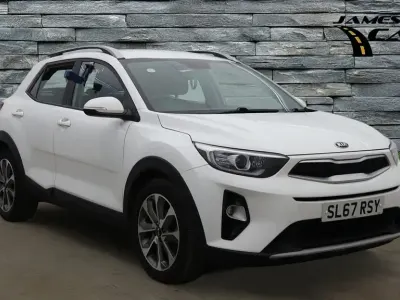 Usado Kia Stonic 118 HP (86 kW) 2017 Branco SUV
