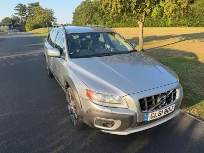 Used Volvo XC70 SE Lux 215 HP (158 kW) 2011 Silver Estate