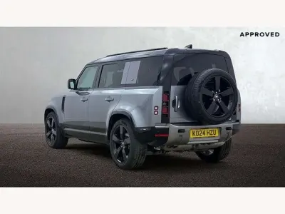 Usado Land Rover Defender HSE Dynamic 300 HP (220 kW) 2024 Cinzento SUV