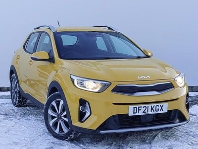 Yellow Used 2021 Kia Stonic SUV | £13,998 (Fair price)