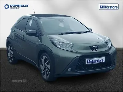 Used Toyota Aygo X 72 HP (52 kW) 2023 Green SUV