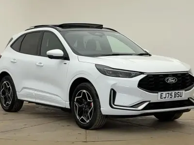 Used Ford Kuga ST-Line X 243 HP (178 kW) 2025 Frozen white SUV