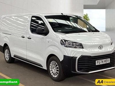 Used Toyota Proace 145 HP (106 kW) 2024 White MPV