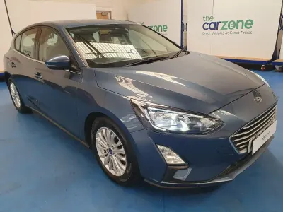 Used Ford Focus Titanium 125 HP (91 kW) 2020 Blue Hatchback