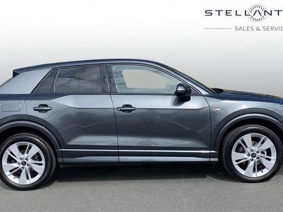 Begagnad Audi Q2 S-Line 148 HK (108 kW) 2024 Grå SUV