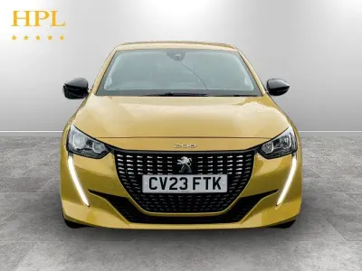 Usado Peugeot 208 Allure+ 100 HP (73 kW) 2023 Amarelo Citadino