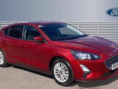 Used Ford Focus Titanium 125 HP (91 kW) 2020 Red Hatchback