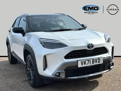 Używany Toyota Yaris 116 KM (85 kW) 2021 Biały Hatchback