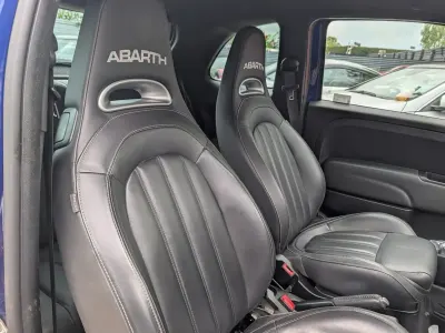 Begagnad Abarth 595 Turismo 165 HK (121 kW) 2017 Multicolour Halvkombi
