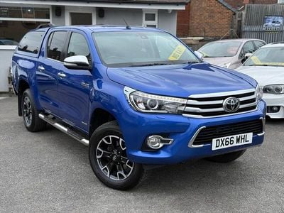 Used Toyota HiLux 150 HP (110 kW) 2016 Blue Pickup