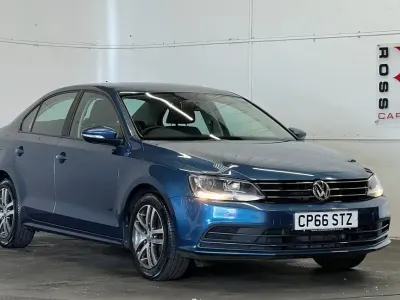Used VW Jetta SE 2017 Blue Sedan