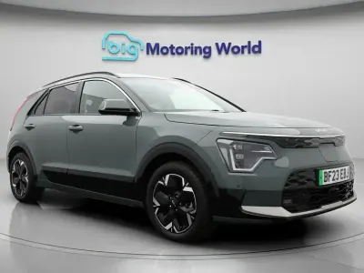 Used Kia e-Niro 147 kW (201 HP) 2023 Green SUV