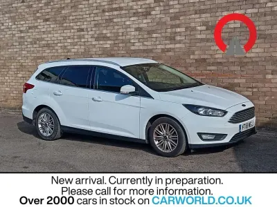 Used Ford Focus Zetec 120 HP (88 kW) 2018 White Estate