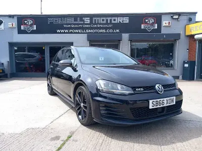 Begagnad VW Golf VII GTD 2016 Svart Halvkombi