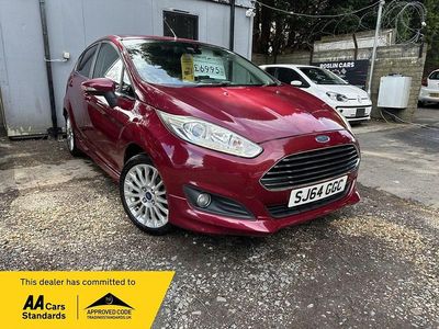 Używany Ford Fiesta Titanium 2026 Czerwony Hatchback