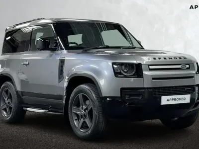 Usado Land Rover Defender SE Dynamic 250 HP (183 kW) 2022 Cinzento SUV
