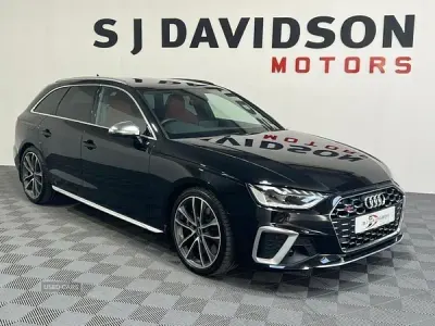 Used Audi A4 Advanced 2021 Black Estate