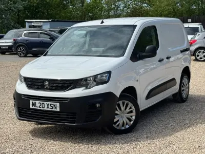 Used Peugeot Partner S 131 HP (96 kW) 2020 White MPV