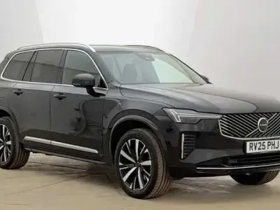 Begagnad Volvo XC90 Core 247 HK (181 kW) 2025 SUV