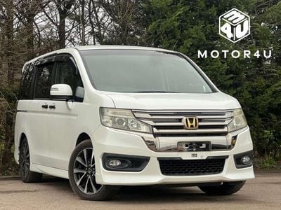 Used Honda Stepwgn Cool 2014 White MPV